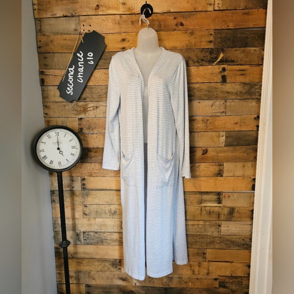 SALE-Jaclyn intimates long open stripped robe size small